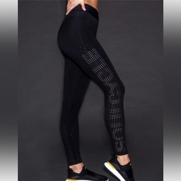 lululemon athletica Pants - Lululemon Soul Cycle reflective tights